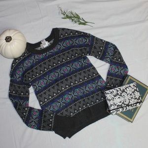 SO Winter Sweater Size Large Juniors